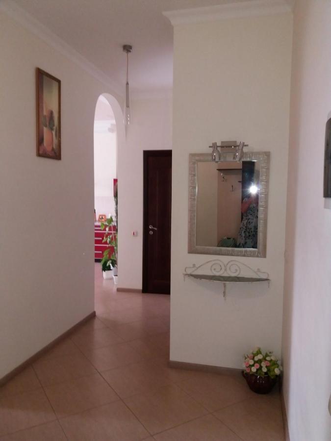 Apartament na Panteylemonovskaya Odessa Luaran gambar